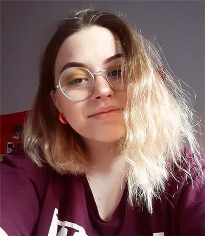 Studentessa di lingue offre ripetizioni di materie umanistiche (Inglese, Tedesco, Filosofia, ...)