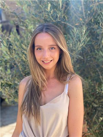 Profesora dinámica y paciente, para clases de refuerzo de inglés u otras asignaturas de primaria, secundaria, eso o bachillerato