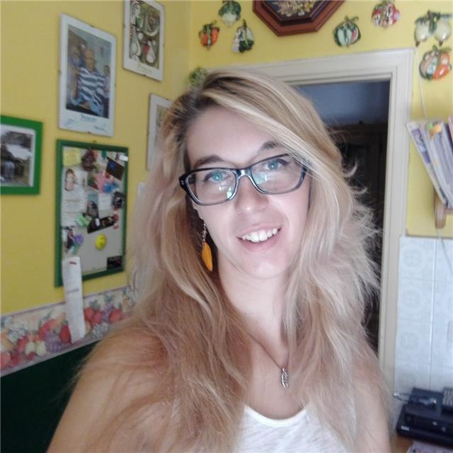 Studentessa di Lettere, offro ripetizioni di latino per il biennio e sostegno per le materie umanistiche