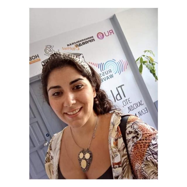 Profesora de inglés, gcse, a level y diseño gráfico