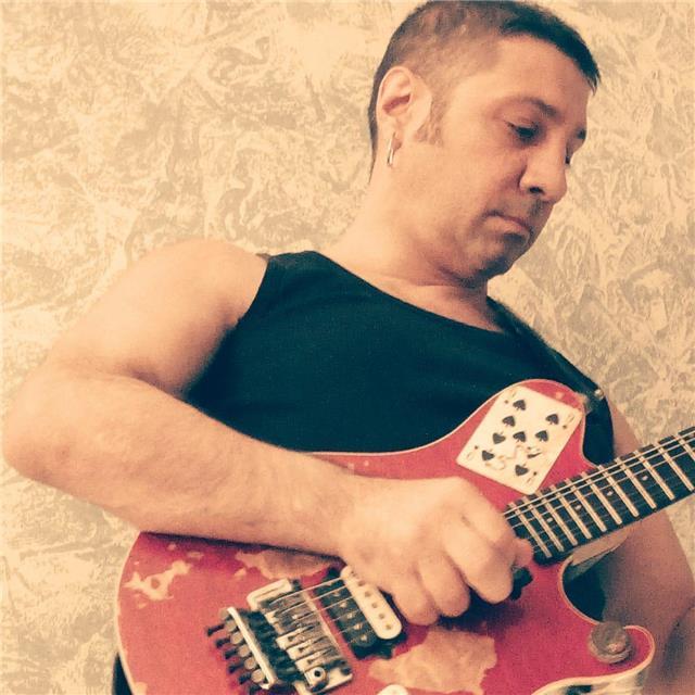 lezioni di Chitarra Elettrica-teoria e pratica