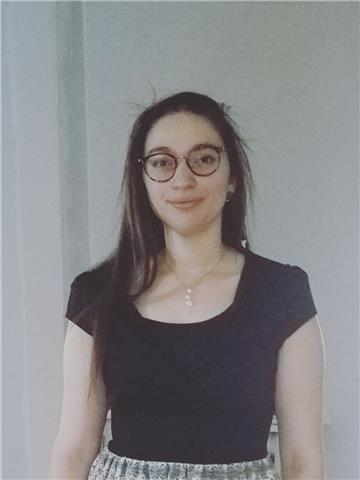 Jeune étudiante en License physique-chimie veut simplement aider élève en difficulté