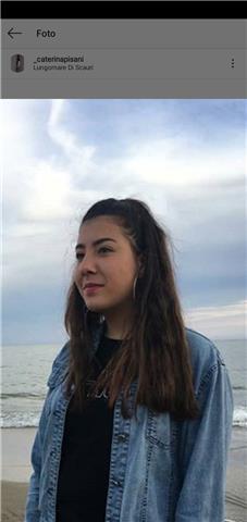 Insegnante giovane e paziente insegna la matematica ed è felice di stare con bambini e ragazzi, disponibilità pomeridiana