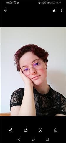 Étudiant en licence anglophone. A l'écoute et volontaire