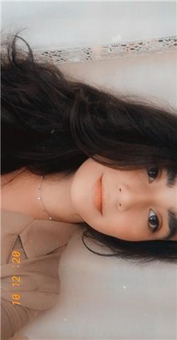 Soy una estudiante de física, aplicada y dispuesta a ayudar con matemáticas a alumnos de la eso y bachillerato