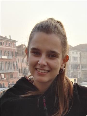 Ofrezco clases de refuerzo en verano (todas las materias)