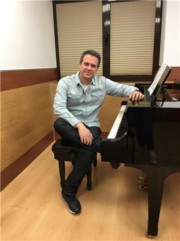 Clases de piano y lenguaje musical