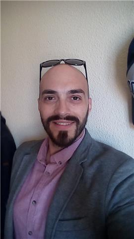 Profesor particular se ofrece para dar clases de química, física, matemáticas, etc., a estudiantes de instituto, secundaria y primaria