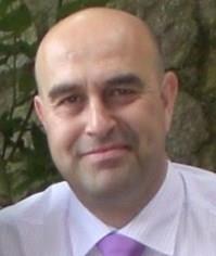 Profesor de francés, con título de traductor e intérprete y máster del profesorado te da clases particulares para superar niveles de primaria, secundaria, b1 y b2