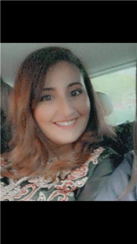 Doy clases particulares económicas para primaria y eso. también hago de canguro