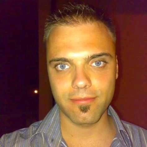 Laureato in ingegneria con esperienza decennale offre lezioni private in materie scientifiche: matematica, fisica, chimica, disegno tecnico, meccanica