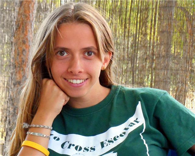 Graduada en química da clases de química hasta nivel de bachillerato