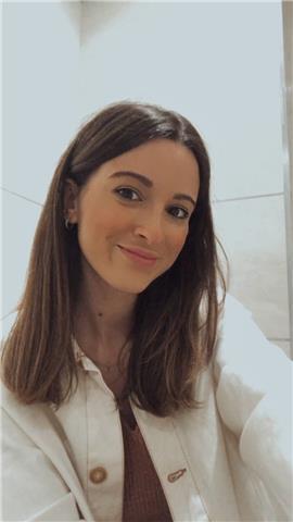 Graduada en Bioquímica y masterizada en Análisis Sanitarios