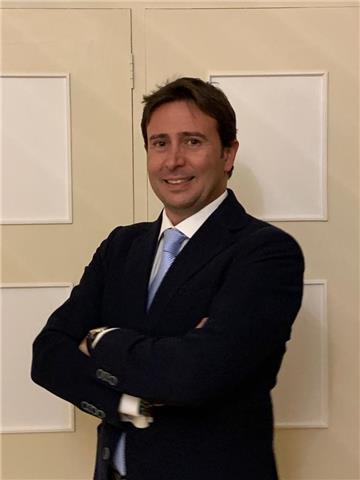 Laureato in architettura vecchio ordinamento disponibile per lezioni private