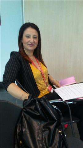 Salve. sono una docente e pedagogista. contattami se ti servono lezioni in filisofia e scienze umane. inoltre sono tutor dsa adhd