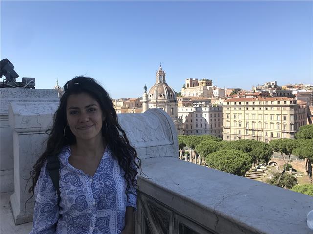 Insegnante Inglese e Spagnolo, madrelingua Spagnolo ma parlo il Inglese bilingue perché sono stata abitando a USA per tutta la mia vita adulta e lavorando come babysitter. Offro lezioni private agli adulti e i bambini da tutti i niveli