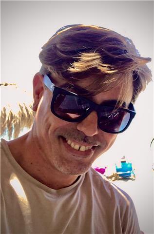 Profesor de español nativo ofrece clases particulares en Marbella