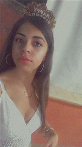 Studentessa laureanda impartisce lezioni private di recupero e potenziamento dalla 1 elementare al 5 superiore, predilige materie umanistiche e matematica di base + studio della funzione. Sono specializzata nel aiuto in studenti DSA