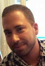 Laureato con lode in lettere classiche ed esperienza pluriennale come tutor universitario offre lezioni di latino, greco e altre materie umanistiche