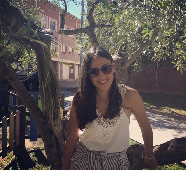 Profesor de inglés estudiando una carrera en estados unidos