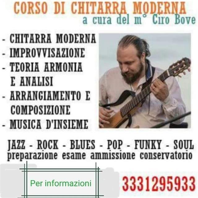Laureato in chitarra presso conservatorio impartisce lezioni di chitarra classica e moderna, jazz, rock, pop, teoria e solfeggio, arrangiamento e composizione