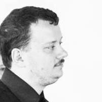 Laureato in Storia dell'arte e tutela dei beni storico-artistici, Presidente dell'associazione culturale Pomezia sparita