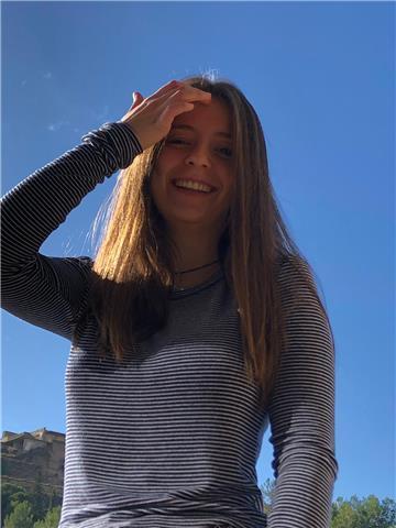 Doy clases de refuerzo para alumnos de primaria, eso y bachillerato