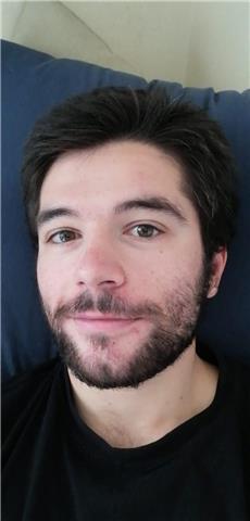 Giovane laureando con esperienza all'estero offre lezioni e ripetizioni di inglese a studenti universitari e delle scuole superiori all'interno della provincia di Livorno, in presenza e online