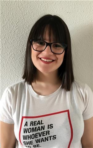 Maestra se ofrece a dar clases particulares de todas las asignaturas hasta 2º de la ESO, además de cuidado a niños
