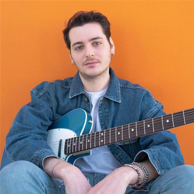 Lezioni chitarra elettrica online/in presenza