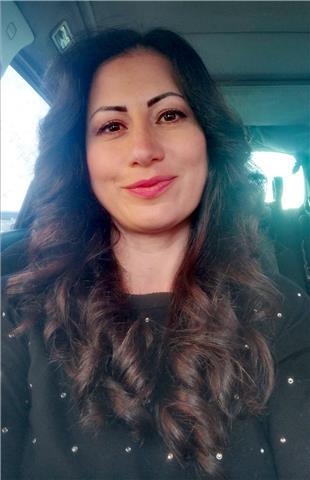 Sono laureata in scienze sociologiche e ho vissuto e studiato 3 anni a Londra. Mi occupo spesso di stesura tesi di laurea. Posso impartire lezioni private di tutte le materie umanistiche, inglese e arte. Sono disponibile anche come tutor per materie unive