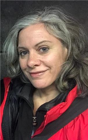 Hatha yoga, vinyasa, yoga terapéutico, yoga nidra; y técnicas de respiración, relajación y meditación