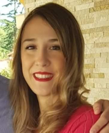 Laureata in Giurisprudenza offre lezioni di diritto per ragazzi delle medie/ superiori. Eventualmente sono disponibile anche per materie come italiano e storia