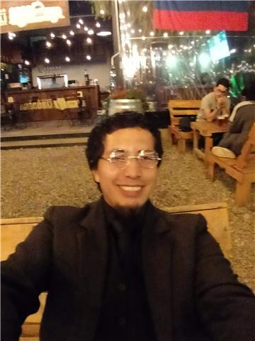 Profesor de Lectoescritura, lectura crítica y literatura para estudiantes de básica y media
