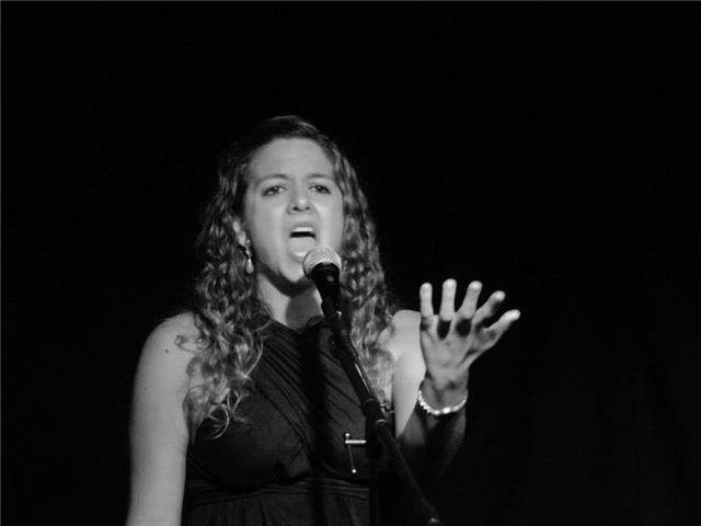 Todos podemos cantar! Animate! Todas las edades! Online o Zona Plaça de la Universitat