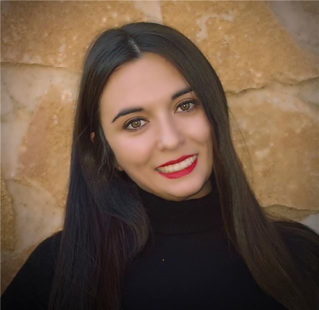 Doy clases particulares online, hasta bachillerato de las asignaturas de la modalidad de sociales y universitarias también