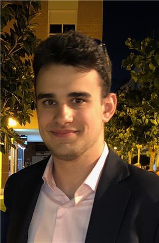 Profesor con experiencia con todo tipo de personas para dar clases de piano, lenguaje musical, composición, informática musical, etc...
tengo 20 años, profesional, he trabajado en el ámbito orquestal de verbenas, en bandas y orquestas clásicas, musicales 