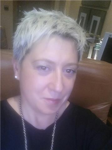 Abogada imparte clases de dercho