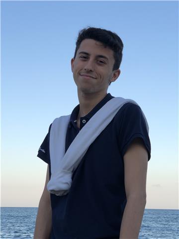 Estudiante universitario con c1 en expresión oral ofrece clases particulares de conversación