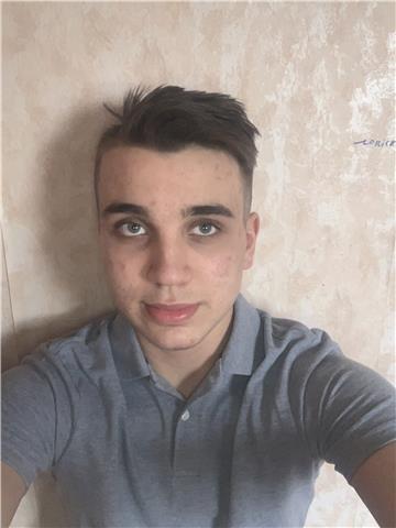 Professeur de Francais, souhaite aider des enfants pour cette matière
