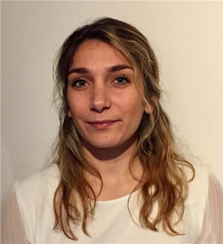 Laureanda in scienze dell'educazione all'età adulta, scienze della formazione continua e scienze pedagogiche, laurea magistrale. ho insegnato alla scuola primaria e il mio obiettivo è la docenza in scuola superiore di secondo grado in scienze umane