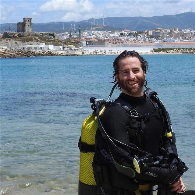 Estadistica y bioestadistica para 1º de grado. doctor en biología con 6 años de docencia en la universidad