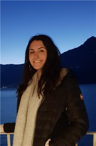 Studentessa universitaria per lezioni di inglese e aiuto compiti. Livello inglese c1