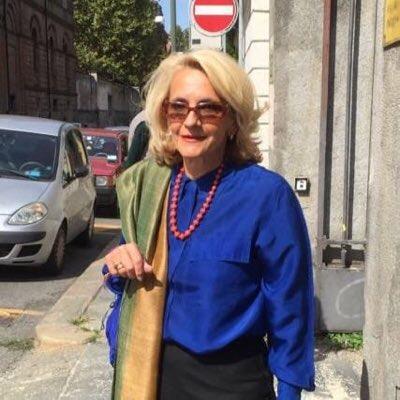 Insegnante in pensione con 7 anni di esperienza nella scuola pubblica