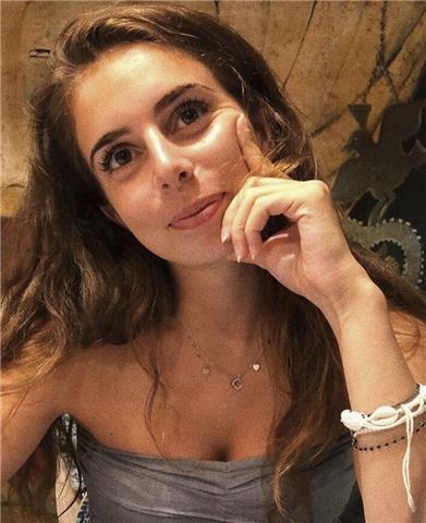 Studentessa Universitaria offre ripetizioni di inglese e aiuto studio a studenti/adulti di tutti i livelli