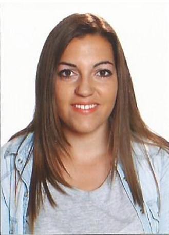 Profesora de inglés y lengua y literatura, historia, inparte clases a niños de primaria hasta 2 ° de la eso