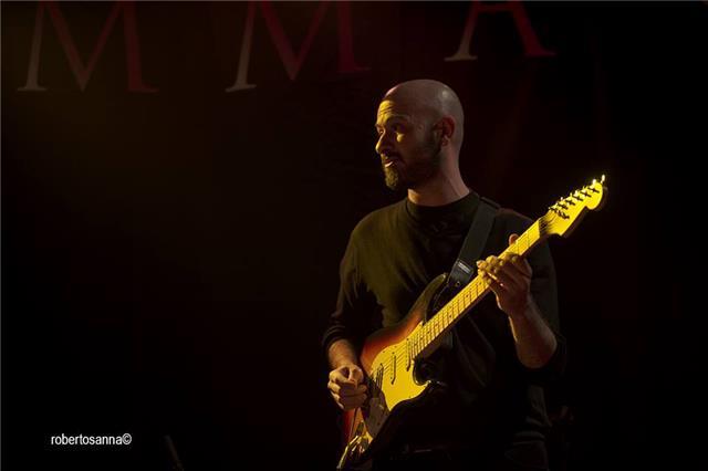 Insegnante di Chitarra moderna a Roma