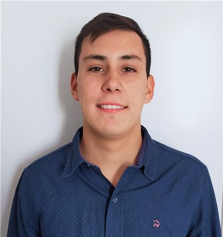 Un buen profesor de fútbol y profesor de educación física. a quien la necesite para seguir aprendiendo