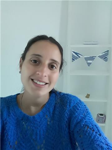 Profesora universitaria de matemática, para dar clases en niveles eso, bachiller y superior o universidad