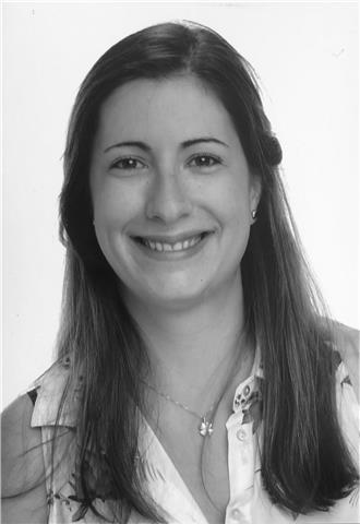 Profesora de apoyo y refuerzo, especializada en técnicas de aprendizaje